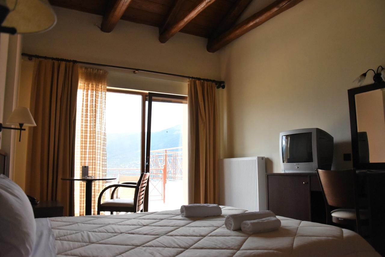 Olvios Hotel Goura Exterior photo